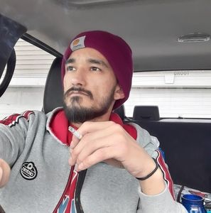 Meet your Posher, Larry